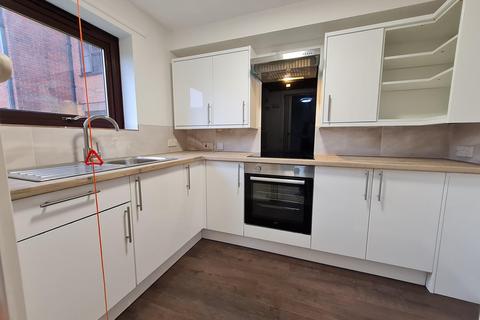 1 bedroom ground floor flat for sale, Lincoln Gate, Peterborough