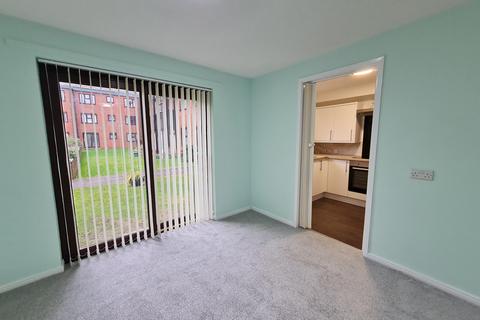1 bedroom ground floor flat for sale, Lincoln Gate, Peterborough