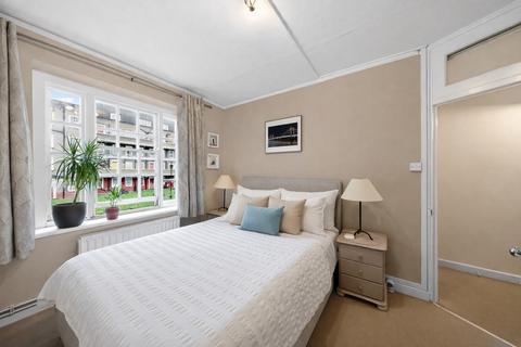 undefined, Albion Avenue, London