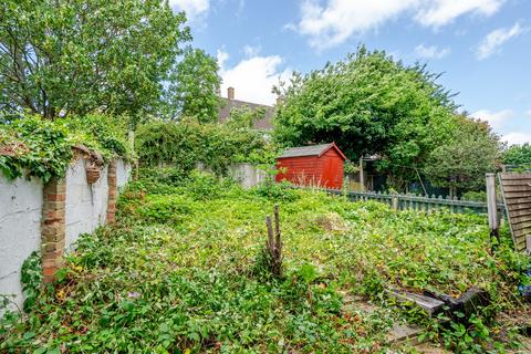 3 bedroom end of terrace house for sale, Wetherby Road, Enfield