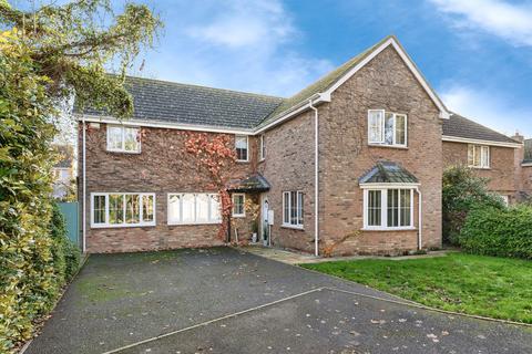 5 bedroom detached house for sale, Bakehouse Close, Benwick, March