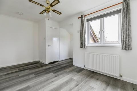 1 bedroom flat for sale, Station Gardens, Ramsey, Huntingdon