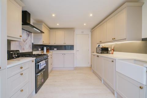 4 bedroom detached house for sale, Markby Close, Duxford, Cambridge
