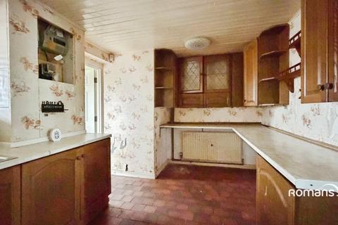 4 bedroom semi-detached house for sale, Brackley Way, Basingstoke, Hampshire