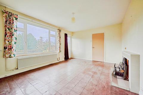 2 bedroom detached bungalow for sale, Thaxted Road, Saffron Walden