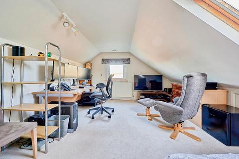 4 bedroom semi-detached house for sale, Wheatsheaf Way, Linton, CAMBRIDGE