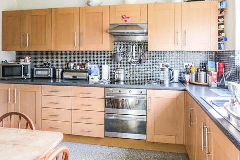 4 bedroom detached house for sale, Holme Close, Peterborough PE5