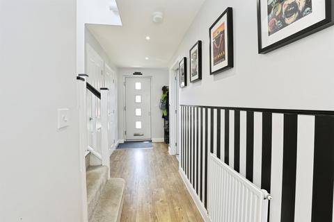 4 bedroom detached house for sale, Len Pick Way, Bourne PE10