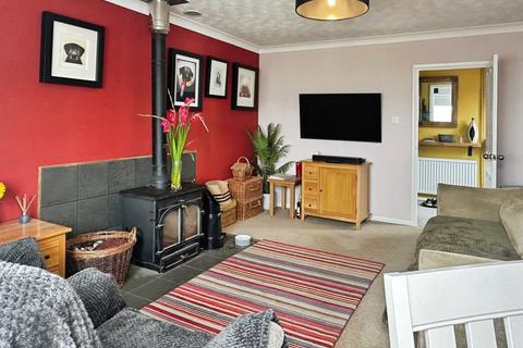 2 bedroom detached bungalow for sale, Clough Road, Spalding PE11