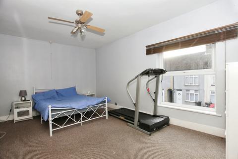 3 bedroom terraced house for sale, Silver Street, Peterborough