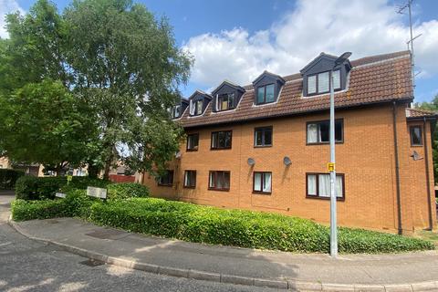 2 bedroom flat for sale, Stagshaw Drive, Peterborough