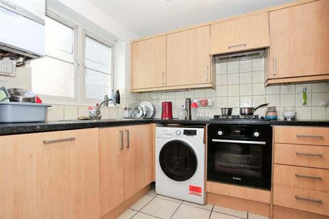 3 bedroom semi-detached house for sale, Phoenix Close, PETERBOROUGH