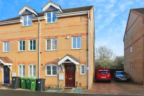 3 bedroom semi-detached house for sale, Phoenix Close, PETERBOROUGH