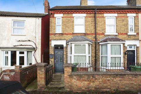 2 bedroom end of terrace house for sale, North Street, Stanground, Peterborough
