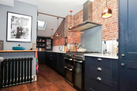 2 bedroom end of terrace house for sale, North Street, Stanground, Peterborough