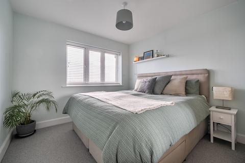 3 bedroom semi-detached house for sale, Hangar Drive, Tangmere, PO20