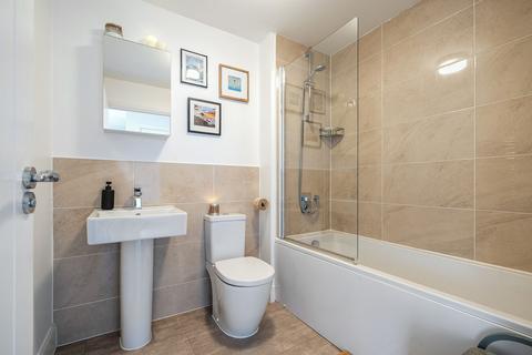 3 bedroom semi-detached house for sale, Hangar Drive, Tangmere, PO20