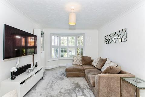 undefined, Fotheringhay Court, Thrapston, Kettering