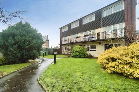 2 bedroom apartment to rent, Green Street, Cheshire SK9