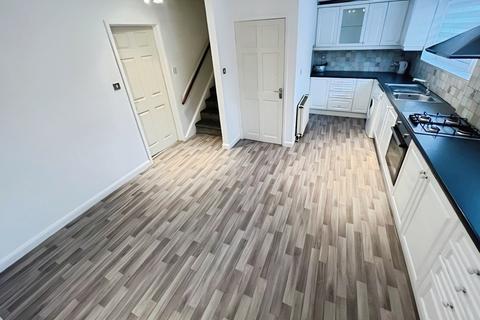 2 bedroom apartment to rent, Green Street, Cheshire SK9