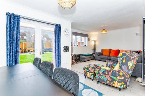 undefined, Wainwright Avenue, Thrapston, Kettering