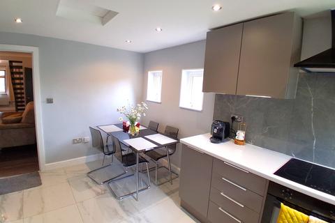 4 bedroom chalet for sale, Peterborough Road, Whittlesey, Peterborough