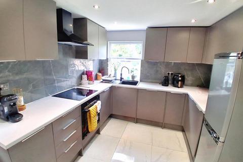 4 bedroom chalet for sale, Peterborough Road, Whittlesey, Peterborough