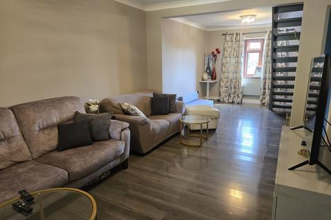 4 bedroom chalet for sale, Peterborough Road, Whittlesey, Peterborough