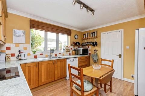 4 bedroom detached house for sale, Cemetery Road, Whittlesey, Peterborough