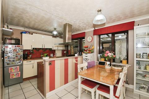 undefined, Hoylake Drive, Farcet, Peterborough