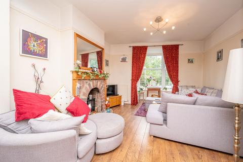 3 bedroom terraced house for sale, Rothwell Road, Desborough, Kettering