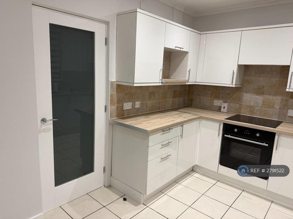 Kitchen 3