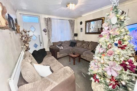 3 bedroom terraced house for sale, Princes Road, Peterborough