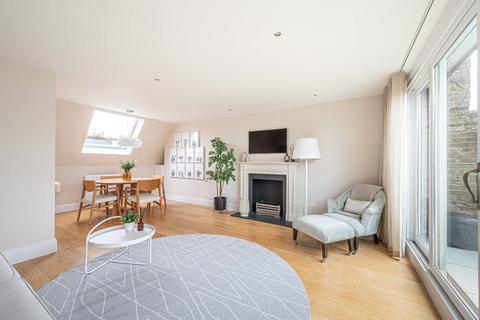 2 bedroom flat to rent, Carlingford Road, Hampstead, London, NW3
