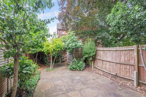 3 bedroom semi-detached house for sale, Carisbrooke Grove, Stamford