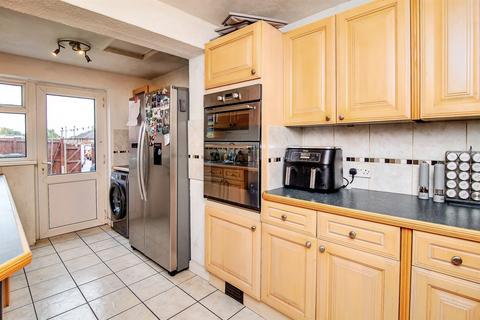 3 bedroom semi-detached house for sale, Meadow Walk, Yaxley, Peterborough