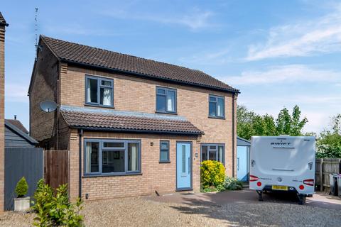 4 bedroom detached house for sale, Bluebell Road, Stamford