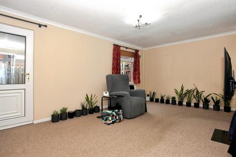 undefined, Home Pasture, Peterborough