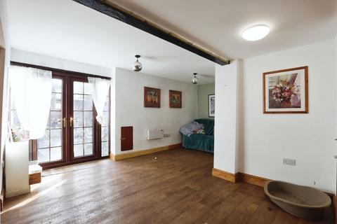 3 bedroom semi-detached house for sale, Victoria Road, Wisbech