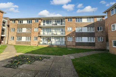 2 bedroom flat for sale, Westbrook, Lustrells Vale, Saltdean, BN2 8EZ