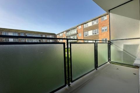 2 bedroom flat for sale, Westbrook, Lustrells Vale, Saltdean, BN2 8EZ