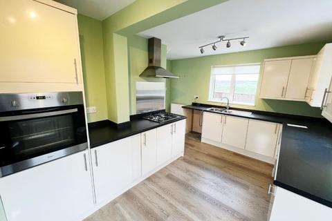 2 bedroom end of terrace house to rent, Wear View, Byers Green, Spennymoor