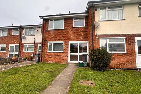 3 bedroom terraced house to rent, Target Close, Feltham, TW14