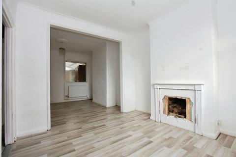 3 bedroom end of terrace house for sale, Crown Street, Peterborough