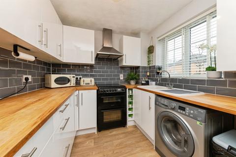 2 bedroom terraced house for sale, Chagny Close, Letchworth Garden City