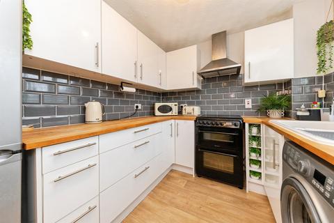 2 bedroom terraced house for sale, Chagny Close, Letchworth Garden City