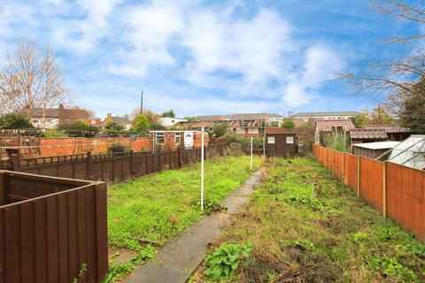 undefined, Queens Walk, Peterborough