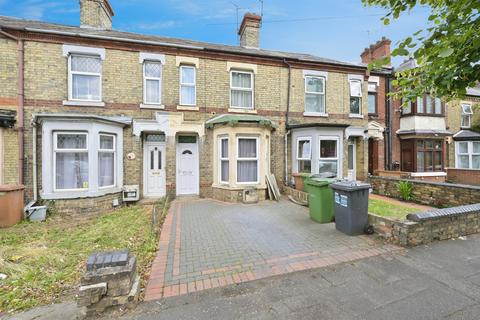 3 bedroom terraced house for sale, Lincoln Road, Peterborough