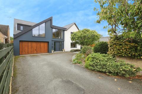 4 bedroom detached house for sale, Peterborough Road, Peterborough PE5