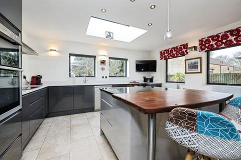 4 bedroom detached house for sale, Peterborough Road, Peterborough PE5